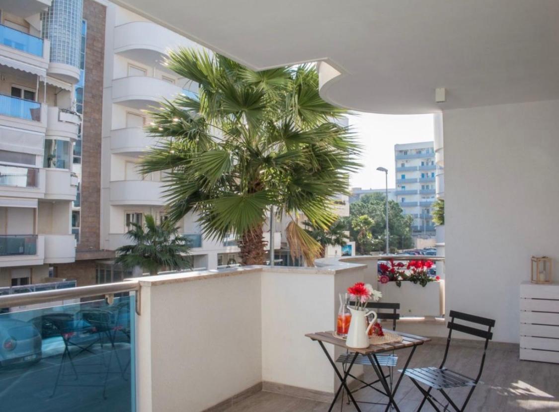 Nilu In Citta - Nuovo Appartamento Con Vista Mare Monopoli Εξωτερικό φωτογραφία