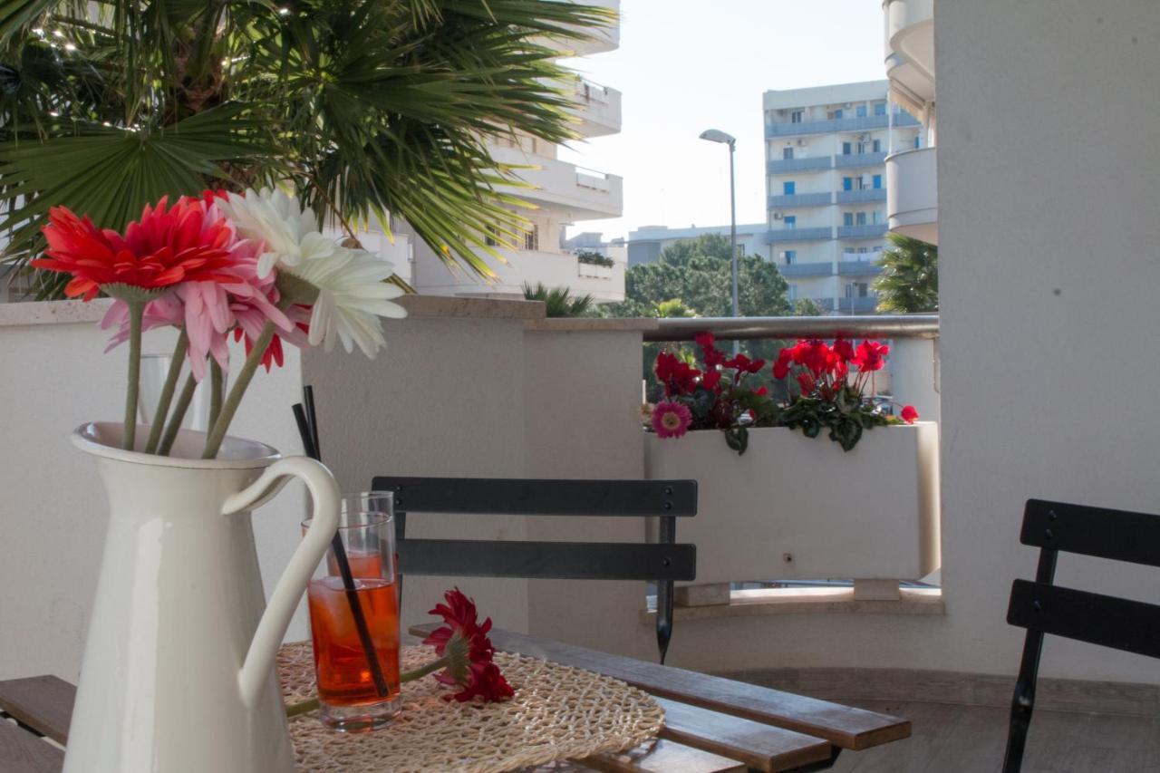 Nilu In Citta - Nuovo Appartamento Con Vista Mare Monopoli Εξωτερικό φωτογραφία